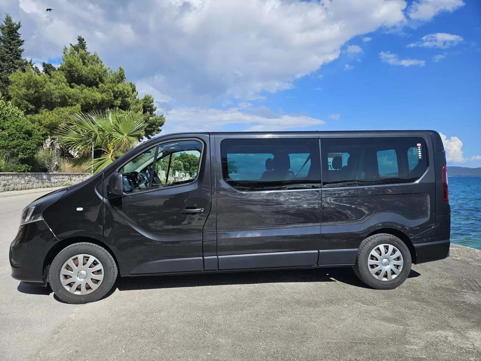 Solo Travel in Split: Why Private Transfers Make Exploring Dalmatia Easier - Taxi Transfer Split Airport  